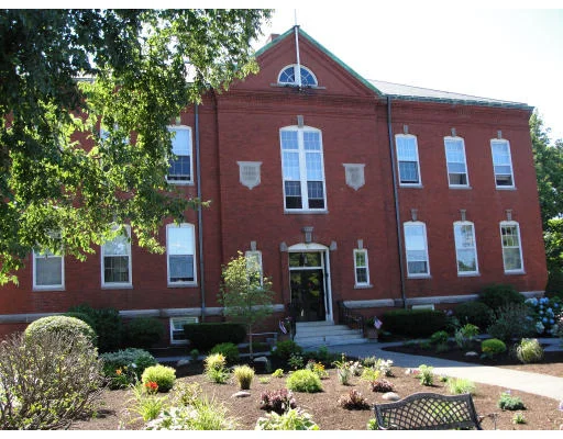 Unit for sale at 140 Elm Street, Marblehead, MA 01945