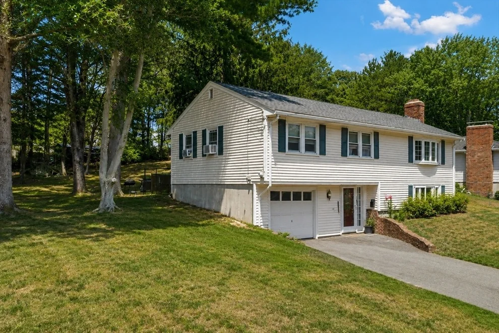 Unit for sale at 165 King Philip St, Weymouth, MA 02190