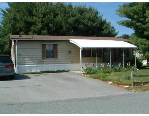 Unit for sale at 40 Park Avenue, Sturbridge, MA 01566