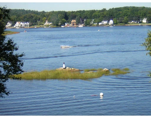 Unit for sale at 503 Main St, Amesbury, MA 01913