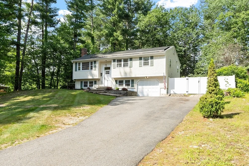 Unit for sale at 14 Emery Rd, Townsend, MA 01469
