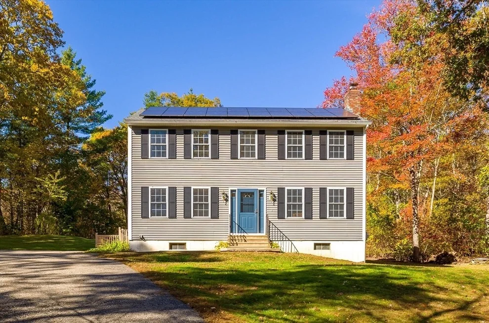 Unit for sale at 9 Town Farm Rd, North Brookfield, MA 01535