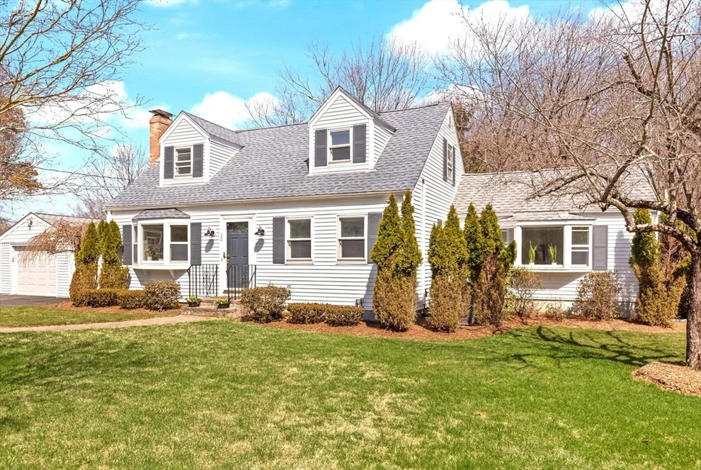 Unit for sale at 20 Lyndon Road, Sharon, MA 02067