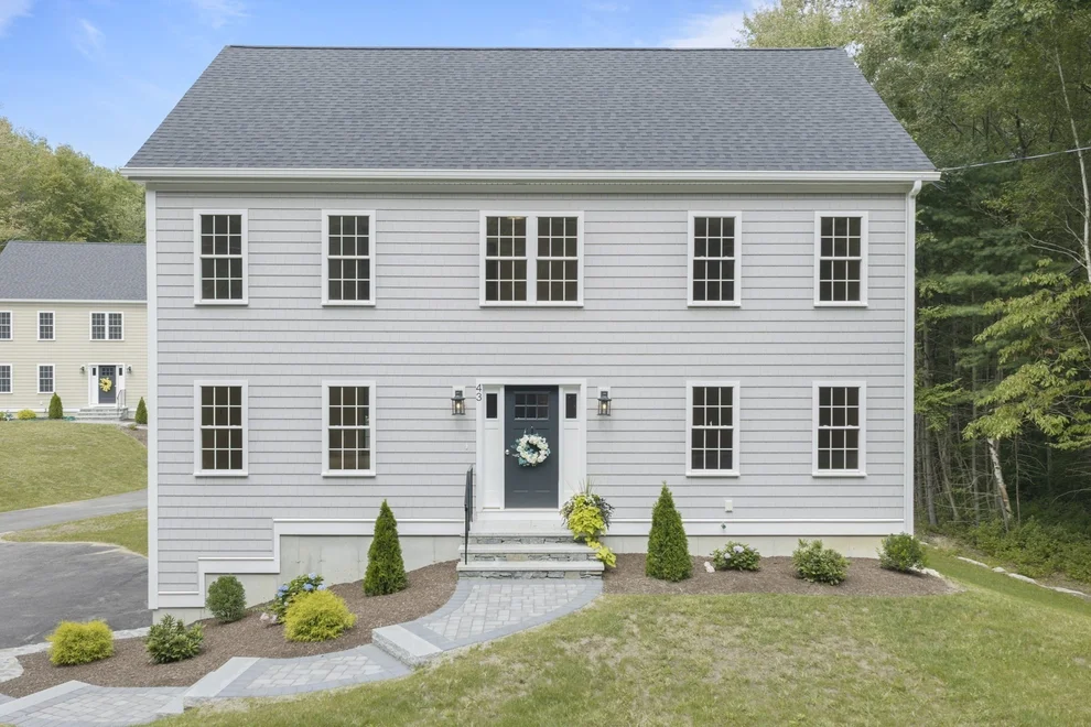 Unit for sale at 43 Martin Rd, Douglas, MA 01516