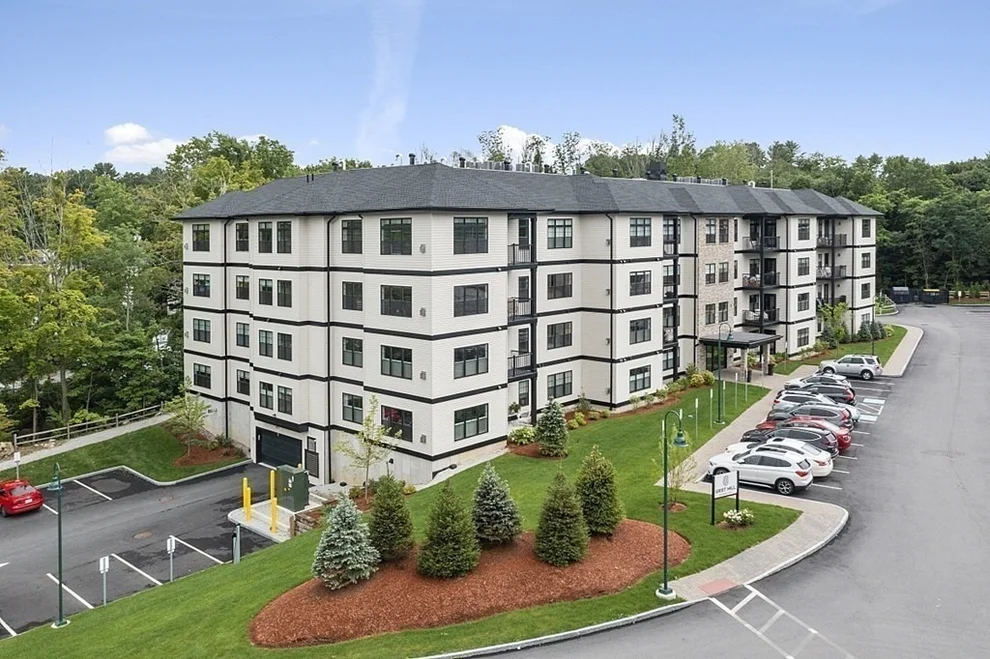 Unit for sale at 11 Cushing Pl., Chelmsford, MA 01824