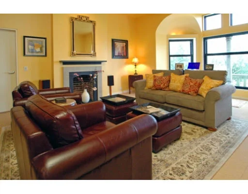 Unit for sale at 160 Commonwealth Ave, Boston, MA 02116
