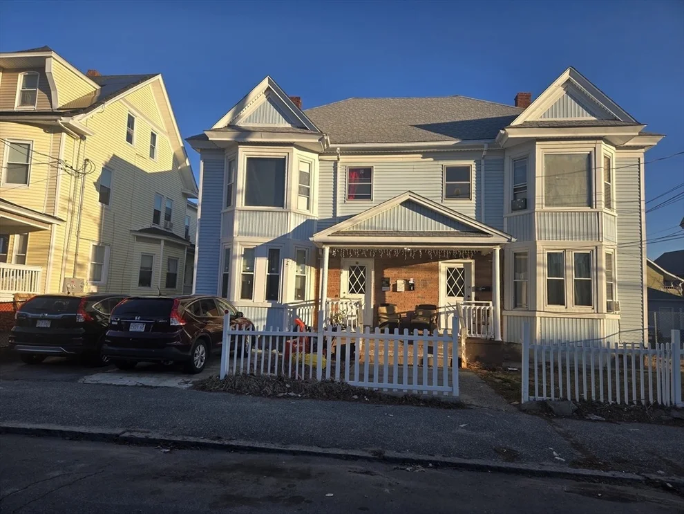 Unit for sale at 100 Bailey St, Lawrence, MA 01843
