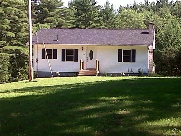 Unit for sale at 149 Berry Corner, Charlton, MA 01507