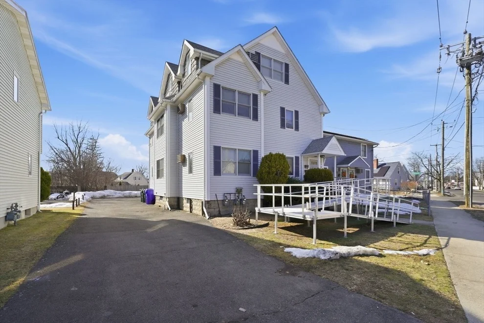 Unit for sale at 890-892 Saint James Ave, Springfield, MA 01104