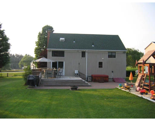 Unit for sale at 48 Dudley Oxford Rd, Dudley, MA 01571