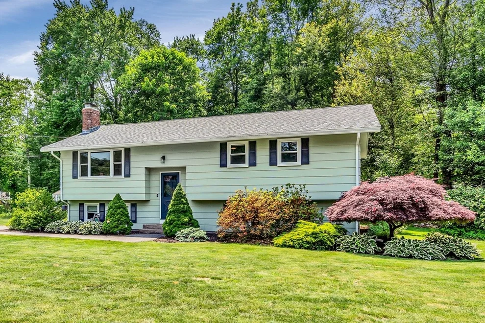 Unit for sale at 24 John Robinson Dr, Hudson, MA 01749