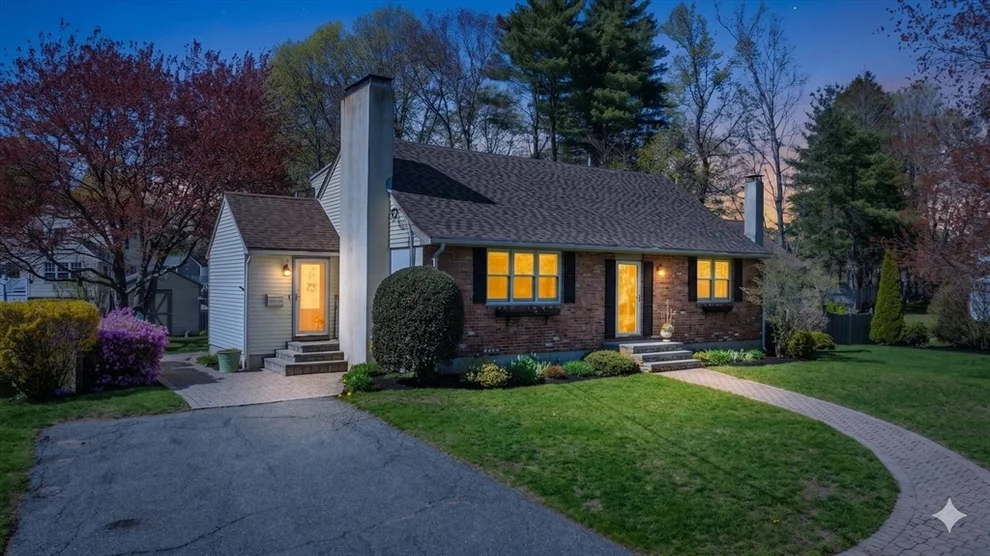 Unit for sale at 7 Patti Rd, Beverly, MA 01915