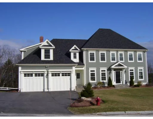 Unit for sale at 22 Fairway Dr, Northborough, MA 01532