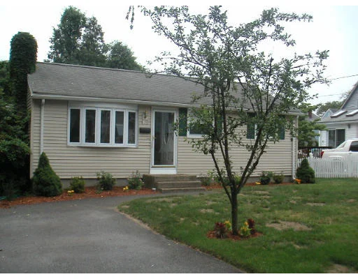 Unit for sale at 15 Morningview Ave, Lowell, MA 01850