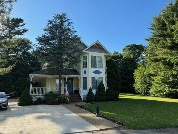 Unit for sale at 22 Freemens Cir, Freetown, MA 02702