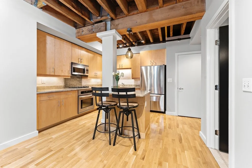 Unit for sale at 99-105 Broad St, Boston, MA 02110