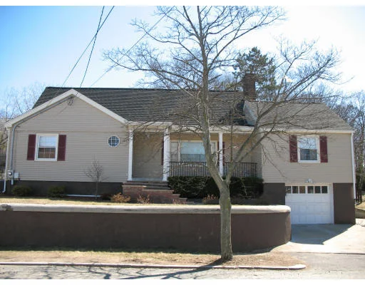Unit for sale at 31 South Mountain Ave, Melrose, MA 02176