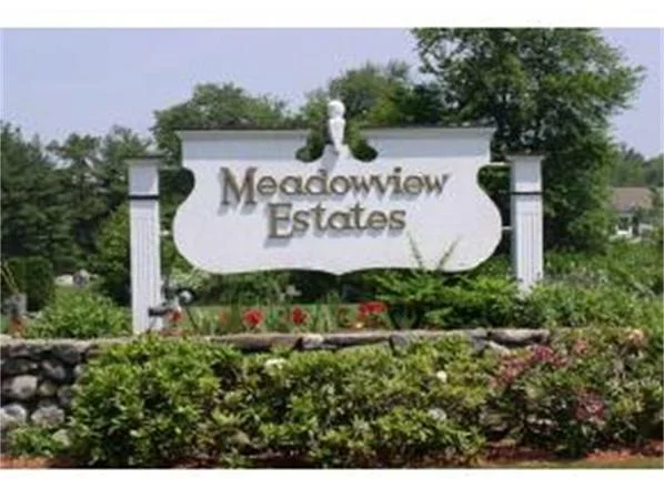 Unit for sale at 10 Stillwater Dr, Nashua, NH 03062