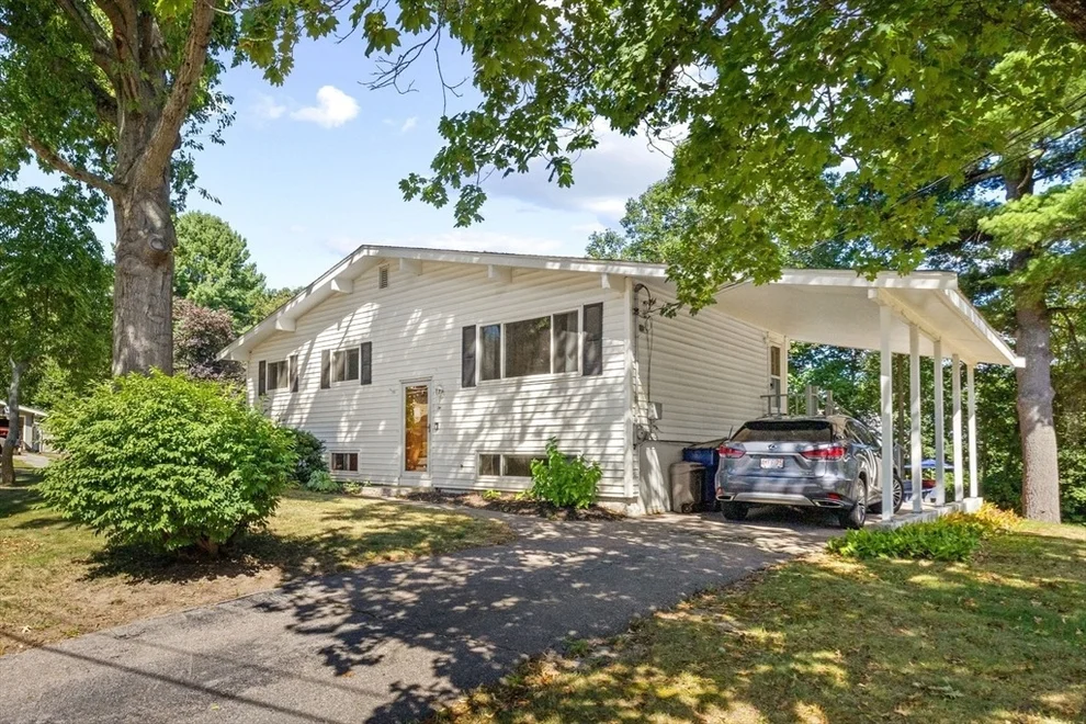 Unit for sale at 14 Richard Rd, Medway, MA 02053