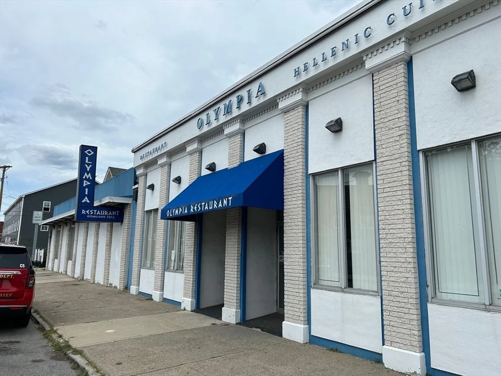 Unit for sale at 455 Market Street, Lowell, MA 01854