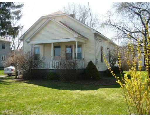 Unit for sale at 117 Lorraine, Chicopee, MA 01013