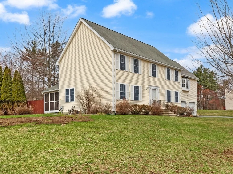 Unit for sale at 102 Russells Way, Westford, MA 01886