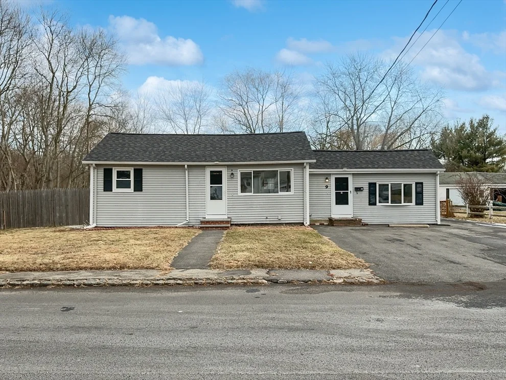 Unit for sale at 9 Bliss St, Taunton, MA 02780