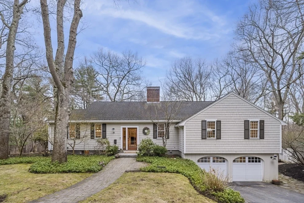 Unit for sale at 25 Apple Hill Lane, Lynnfield, MA 01940