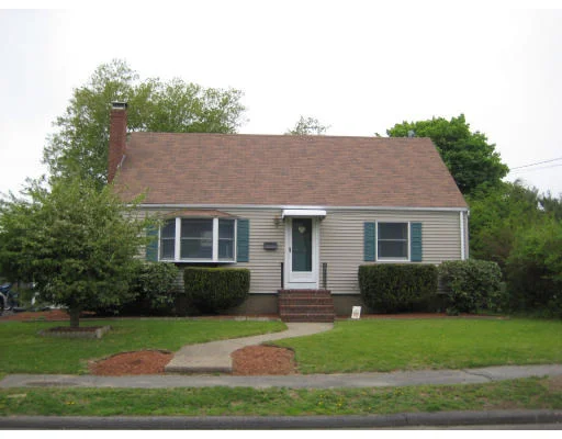 Unit for sale at 6 Ralph Rd, Danvers, MA 01923