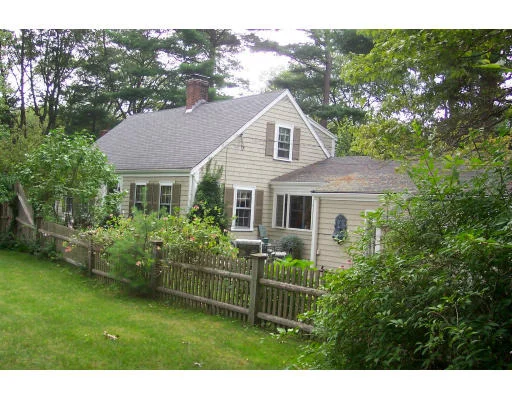 Unit for sale at 73 Whitcomb Ave, Hingham, MA 02043