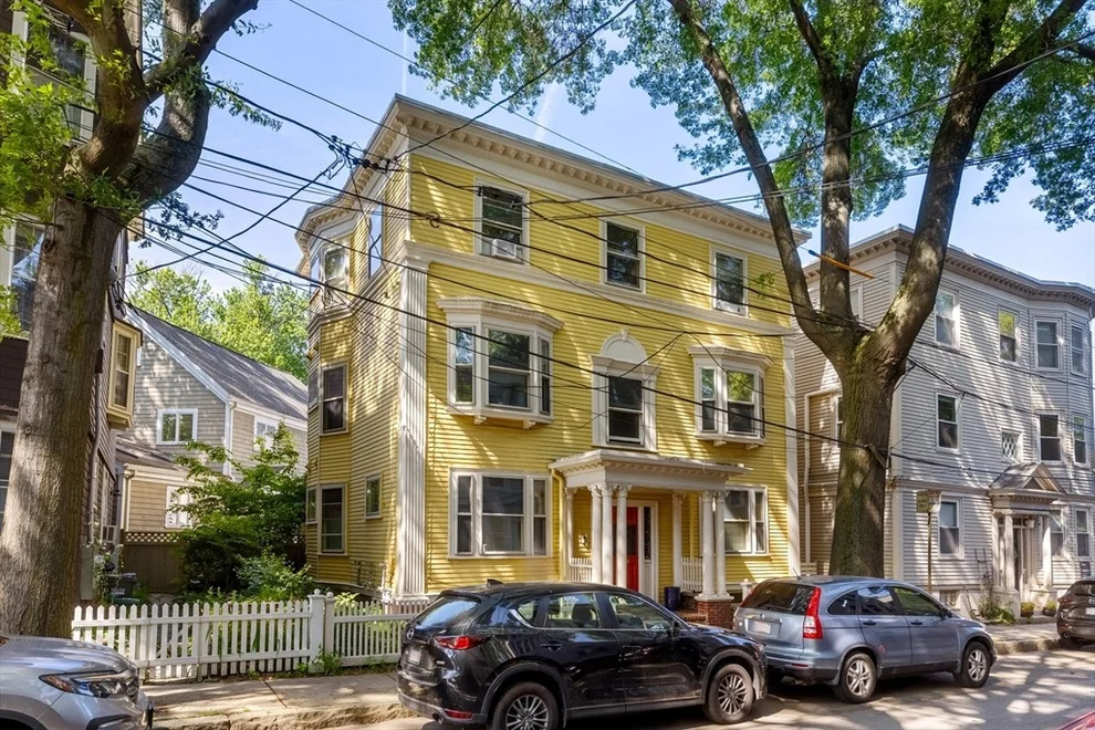 Unit for sale at 55 Eustis St, Cambridge, MA 02140