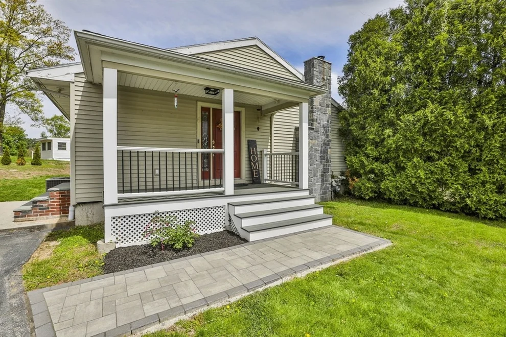 Unit for sale at 6 Phaneuf St, Middleton, MA 01949