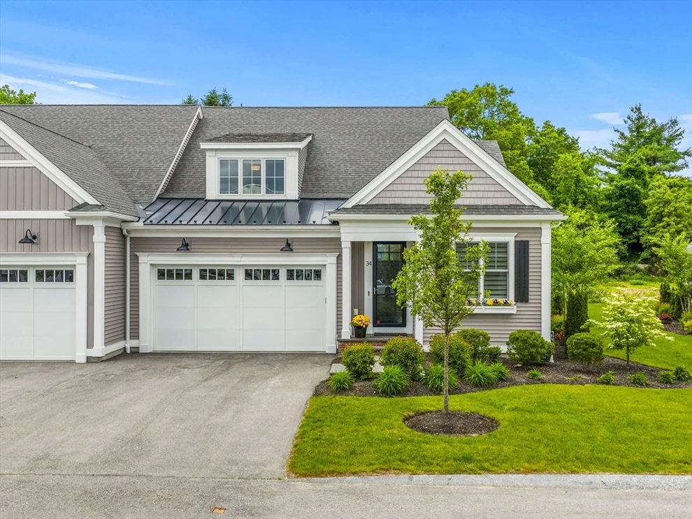 Unit for sale at 34 Hawk Ln, Framingham, MA 01701