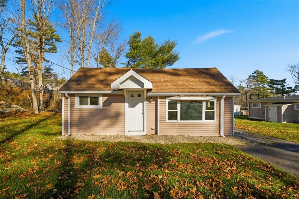 Unit for sale at 2 Wisteria, Lakeville, MA 02347