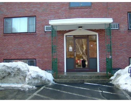 Unit for sale at 67 Nicholas Rd, Framingham, MA 01701