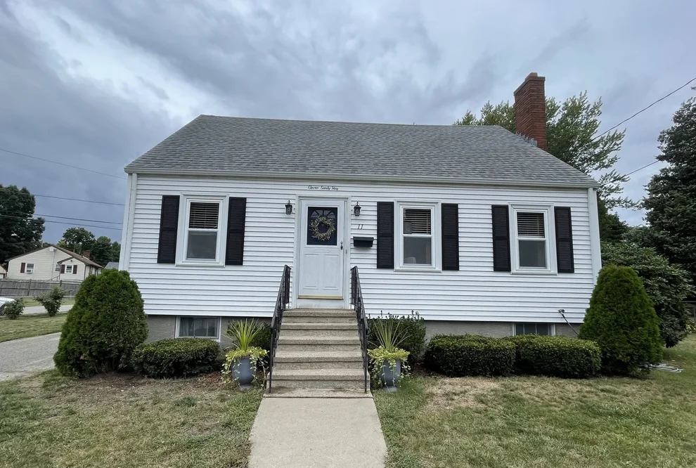Unit for sale at 11 Sandy Way, Weymouth, MA 02191