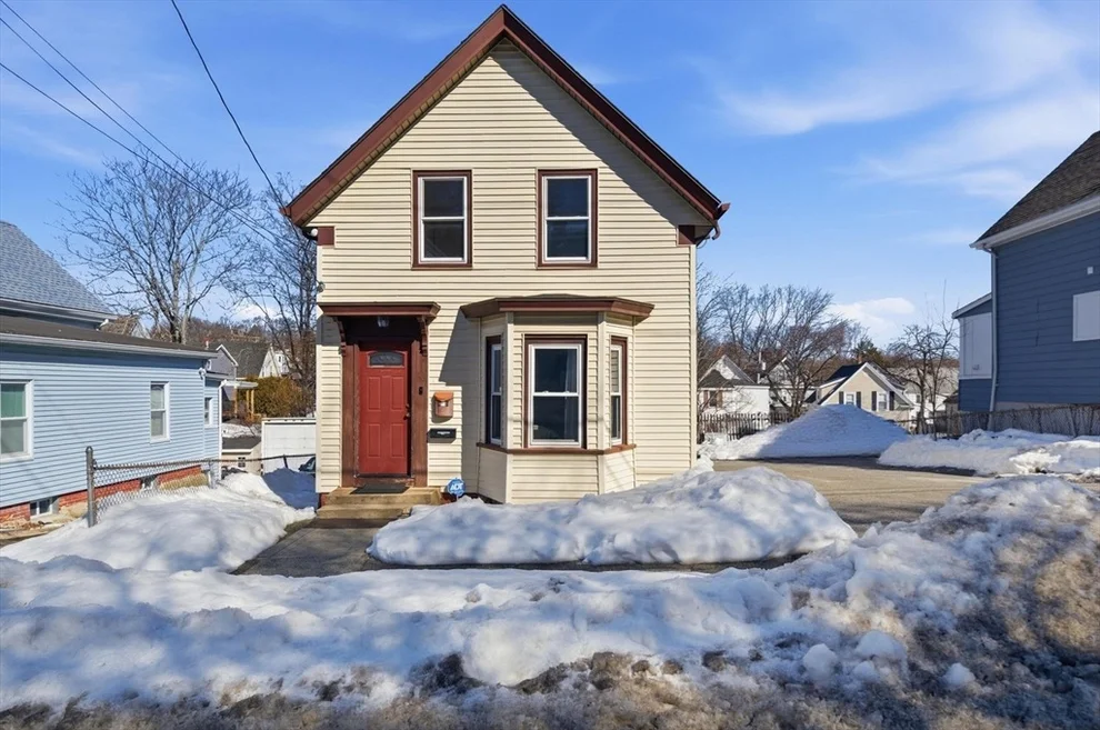Unit for sale at 50 Webster St, Lynn, MA 01902