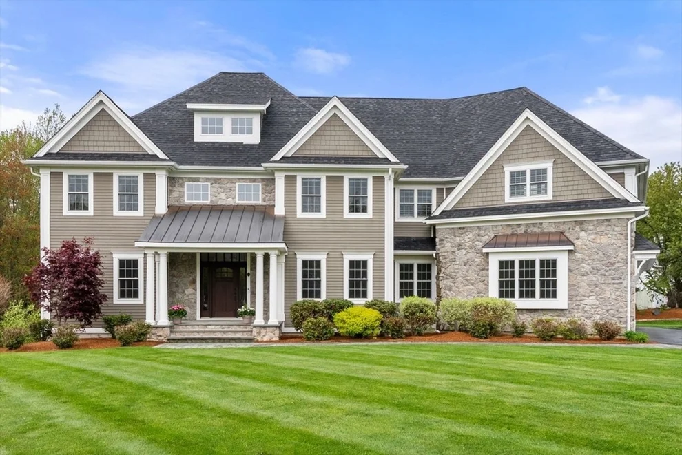 Unit for sale at 7 Metcalf Ln, Southborough, MA 01772