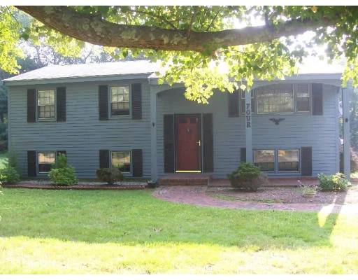 Unit for sale at 4 Old Summer St, Medway, MA 02053