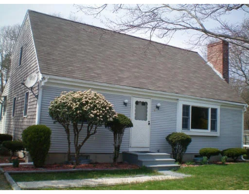 Unit for sale at 9 Arrowhead Dr, Barnstable, MA 02601