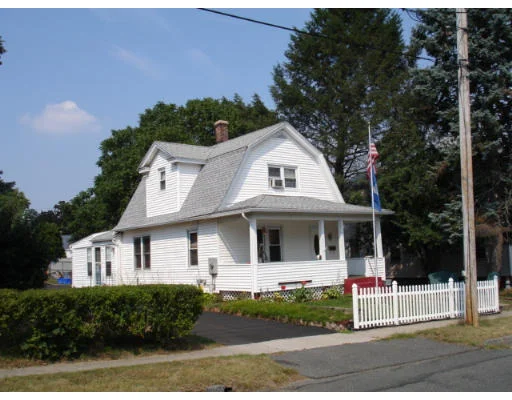 Unit for sale at 26 Jennings St, Chicopee, MA 01020