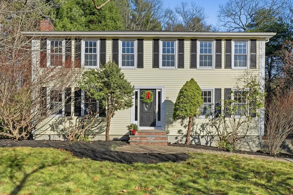 Unit for sale at 134 Bogastow Brook Rd, Holliston, MA 01746
