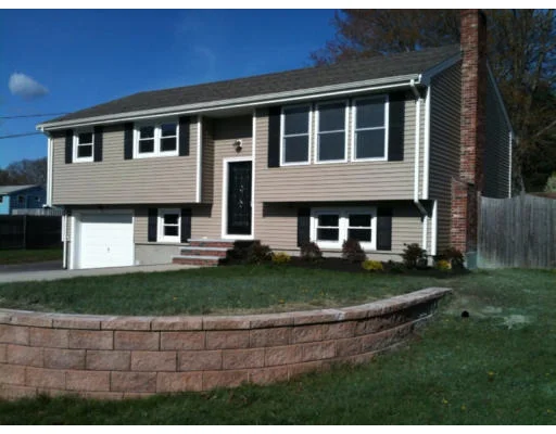 Unit for sale at 40 Westhaven Dr, Brockton, MA 02301