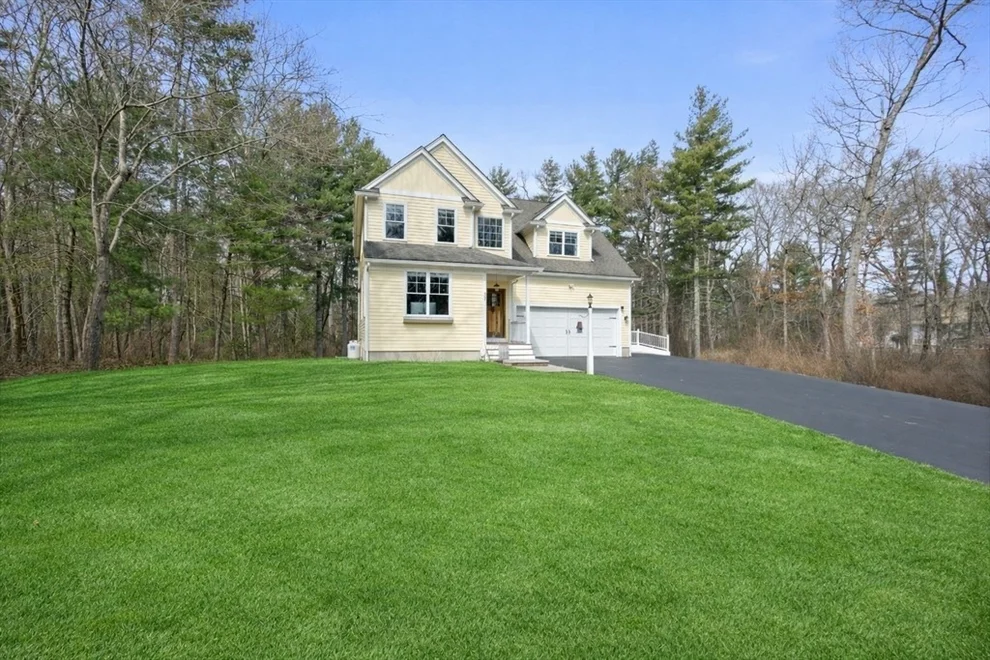 Unit for sale at 33 Glebe St, Taunton, MA 02780