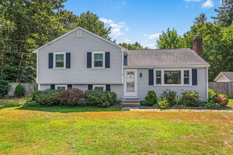 Unit for sale at 5 Craig St, Carver, MA 02330