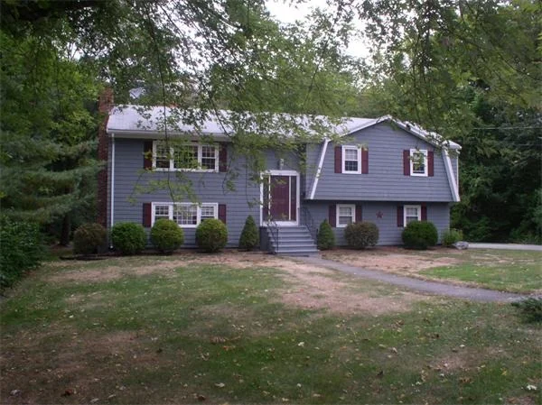 Unit for sale at 30 Apple Gate Lane, Reading, MA 01867