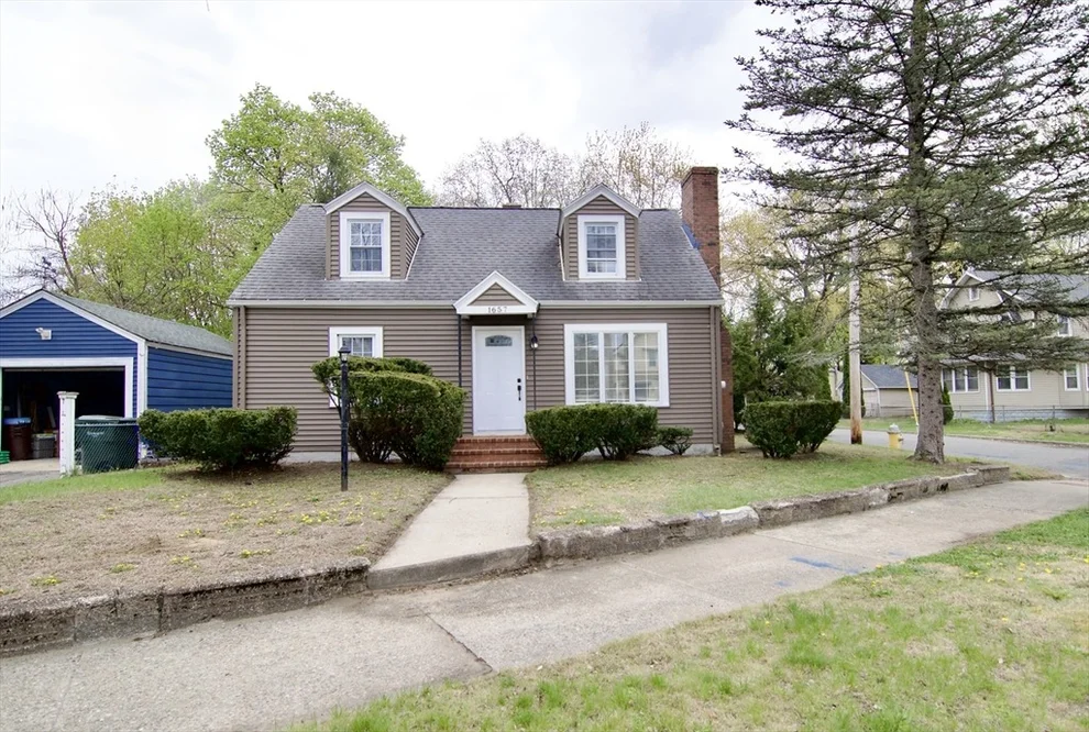 Unit for sale at 1657 Carew St, Springfield, MA 01104