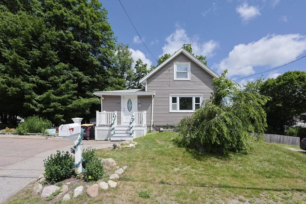 Unit for sale at 23 Adams Pl, Weymouth, MA 02190