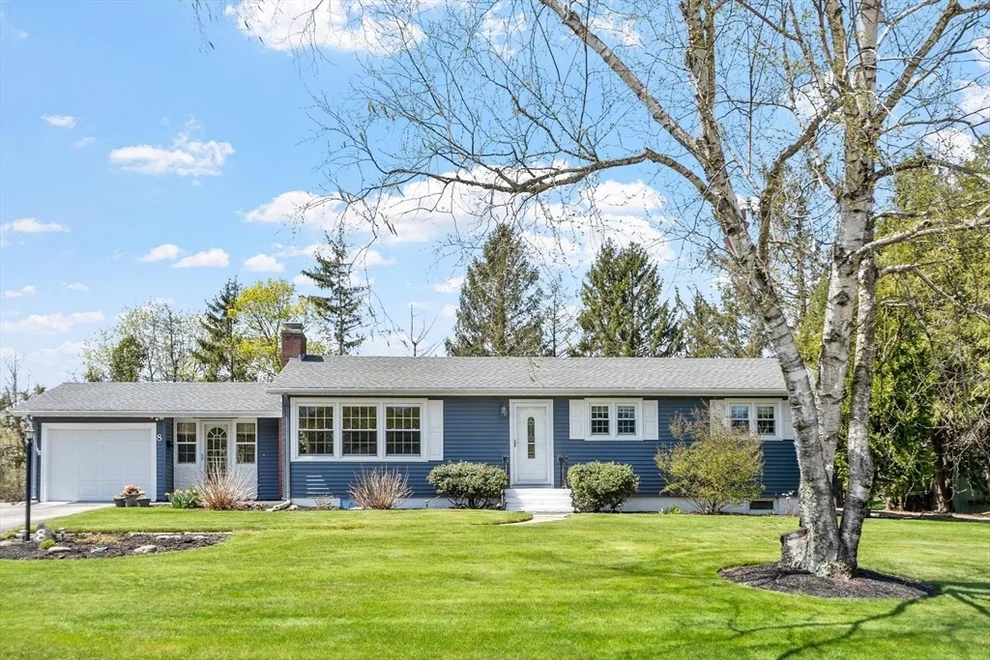 Unit for sale at 8 Burtenmare Circle, Paxton, MA 01612