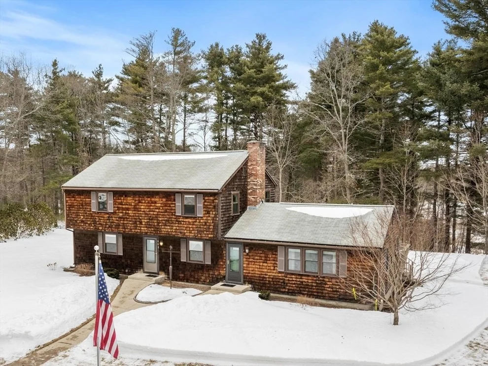 Unit for sale at 352 Wood St, Hopkinton, MA 01748